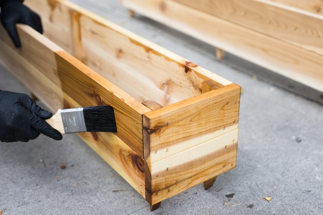 Aan de slag, stappenplan voor het maken van je houten plantenbak